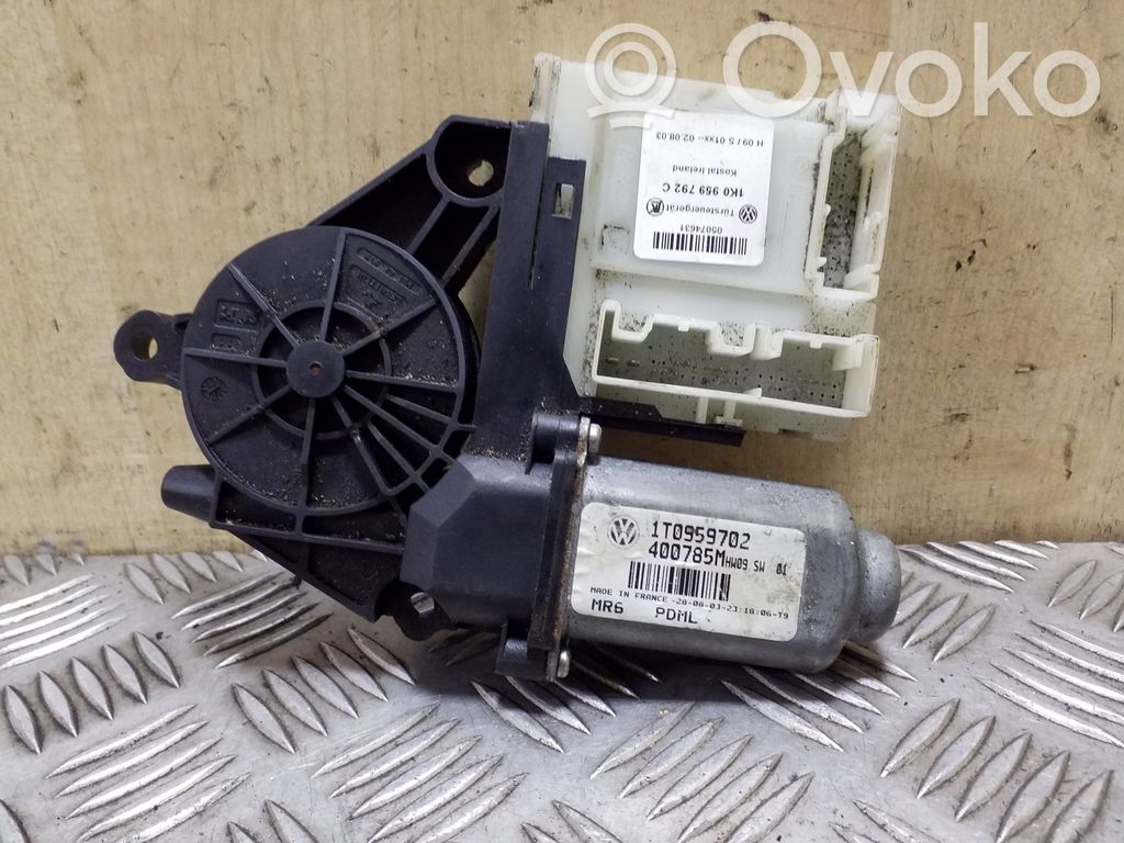 Volkswagen Touran I Motor macara geam ușă față 
