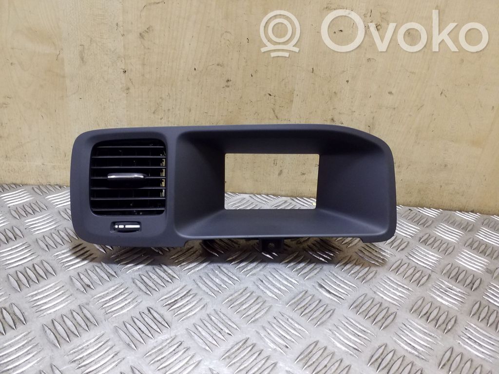 Rejilla de ventilación central del panel   1281641,74500002