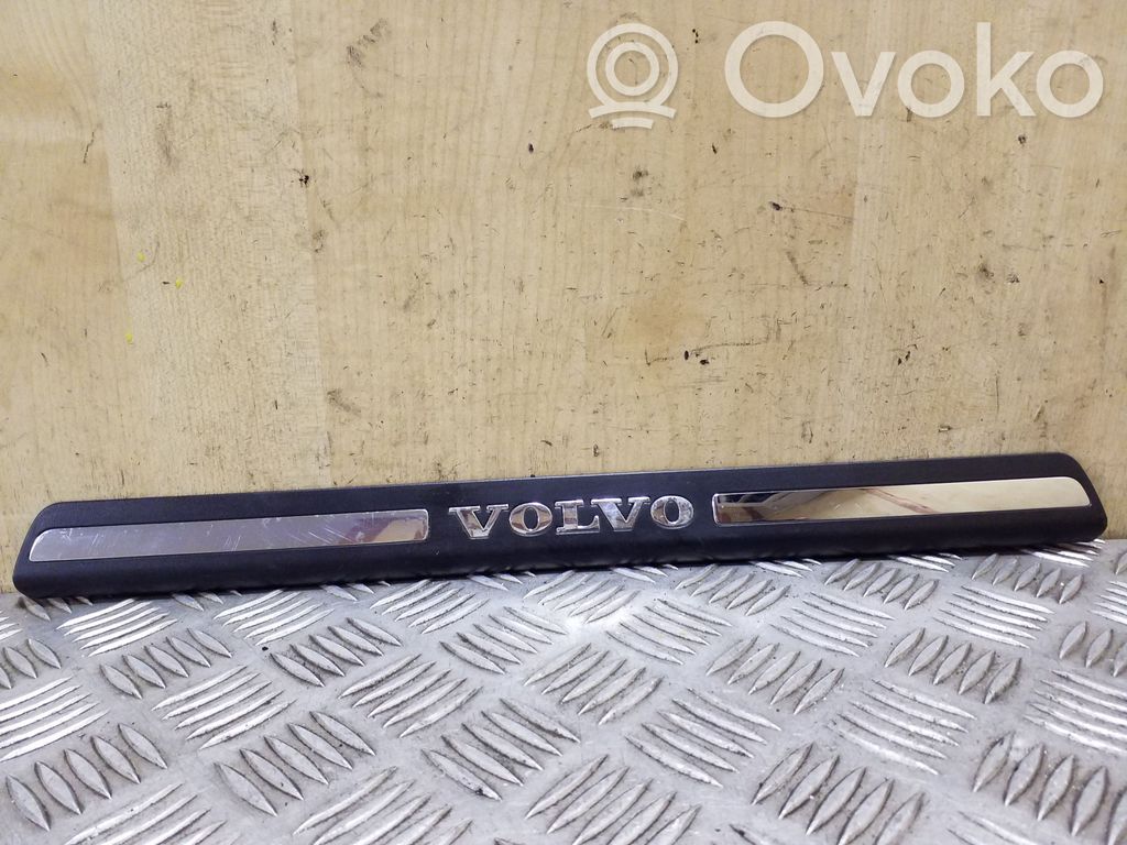 Volvo S60 Copertura del rivestimento del sottoporta anteriore