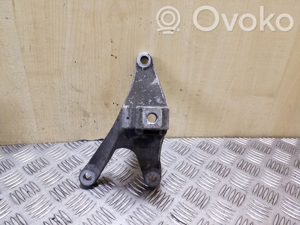 Ford Focus C-MAX Engine mounting bracket 