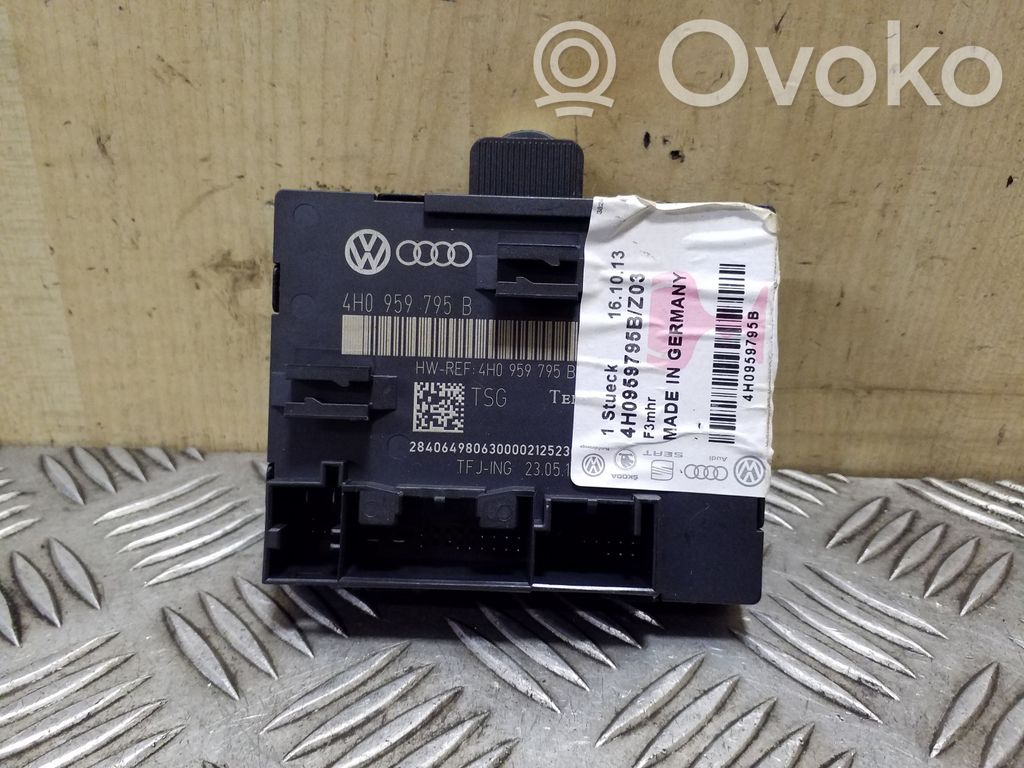 Volkswagen Touareg II Centralina/modulo portiere 