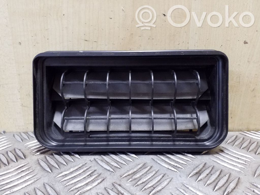 Grilă ventilație laterală   3C0819465