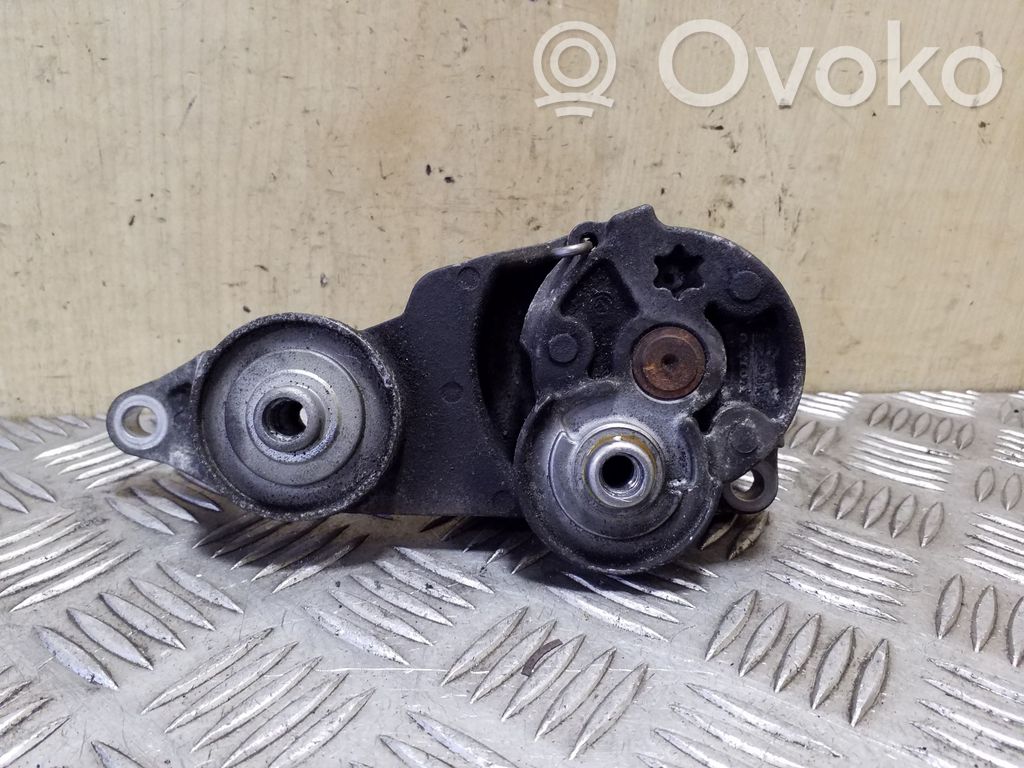 Volvo XC90 Diržo įtempėjas 