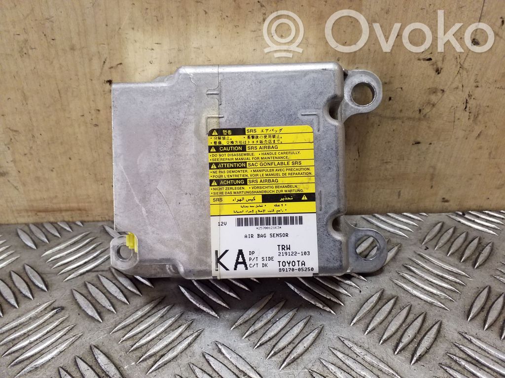 Toyota Avensis T270 Centralina/modulo airbag 