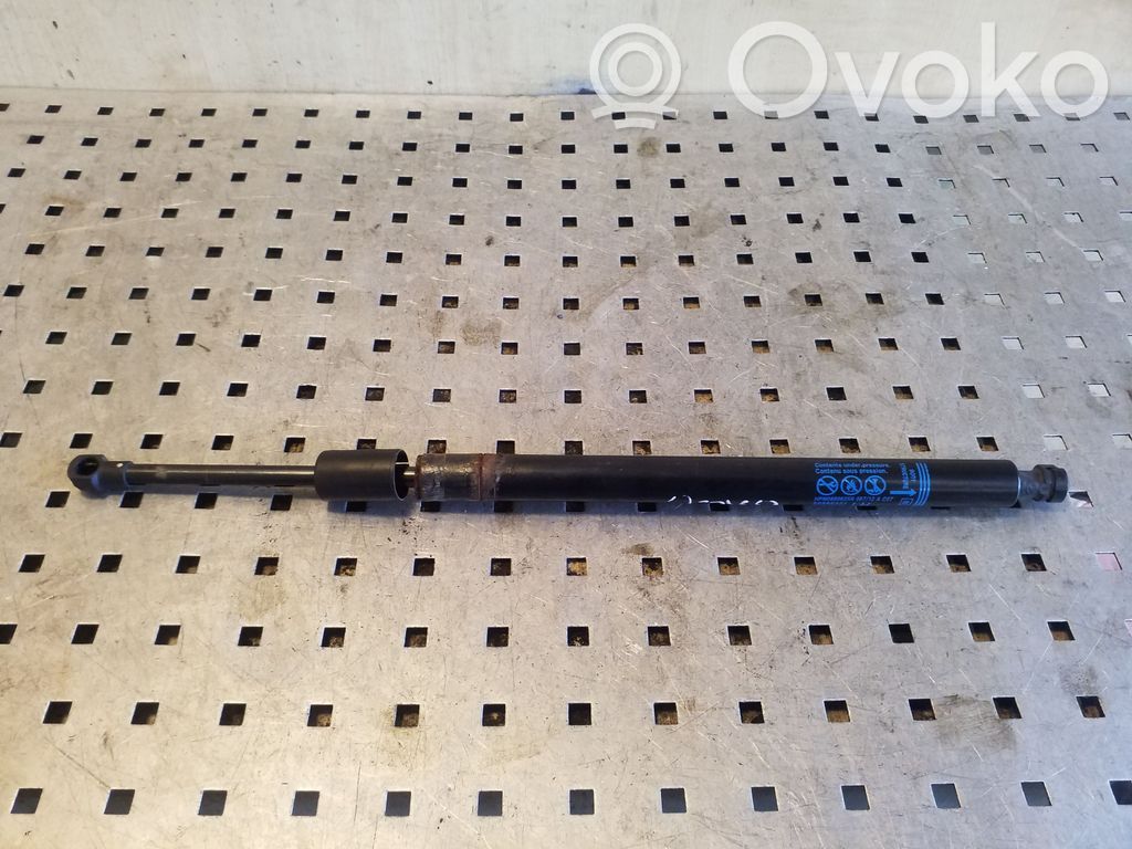 Chevrolet Orlando Amortiguador/puntal del maletero/compartimento de carga 