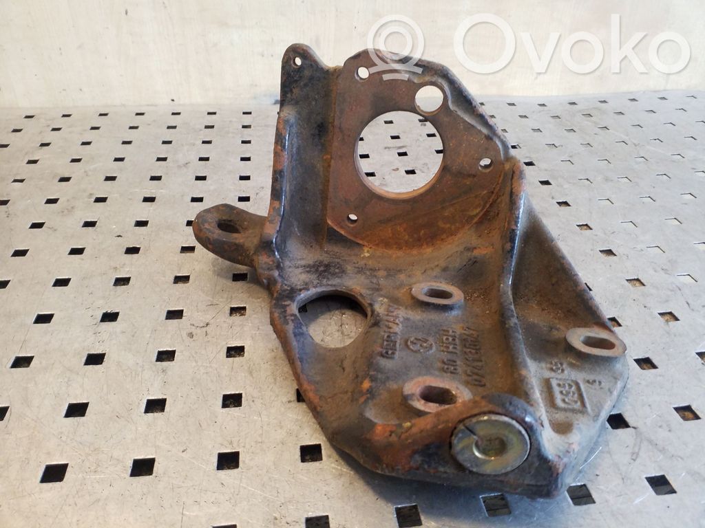 Volkswagen Transporter - Caravelle T4 Support pompe injection à carburant 