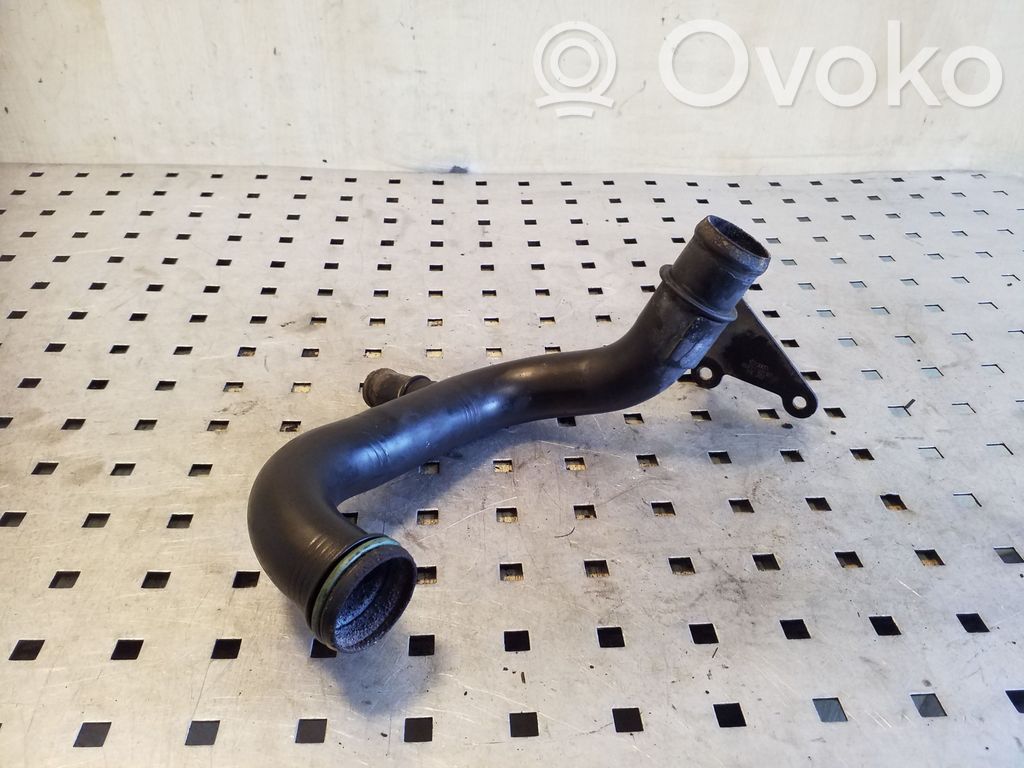 Volkswagen Touareg I Engine coolant pipe/hose 