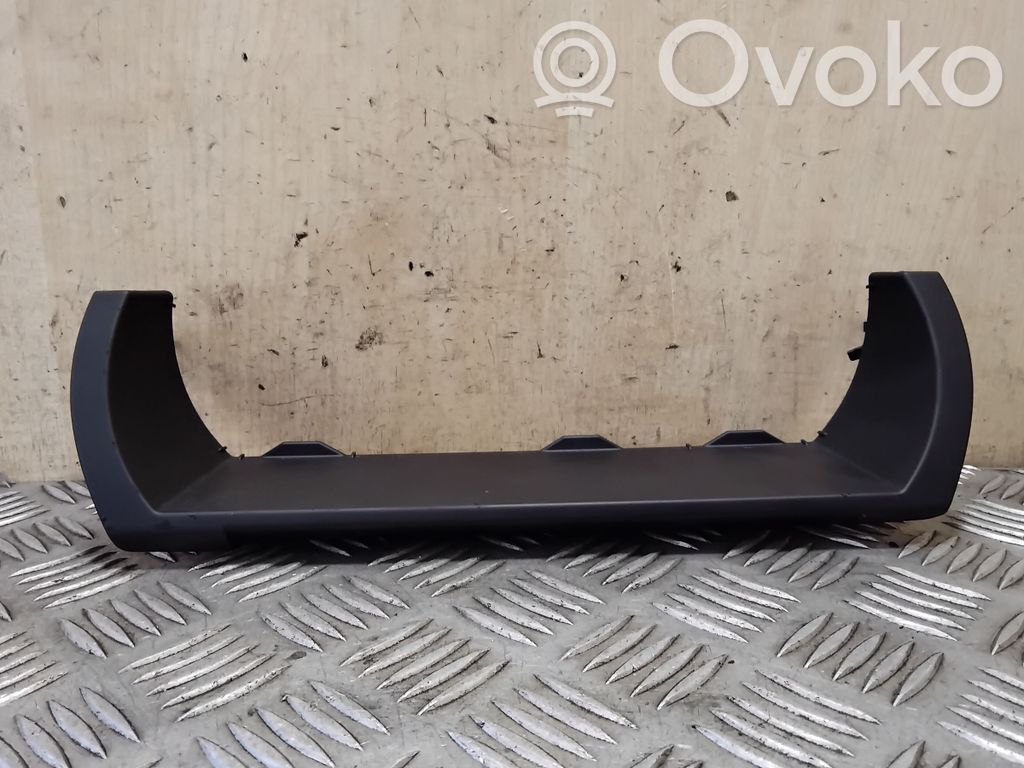 BMW X3 E83 Instrumentu paneļa dekoratīvā apdare 