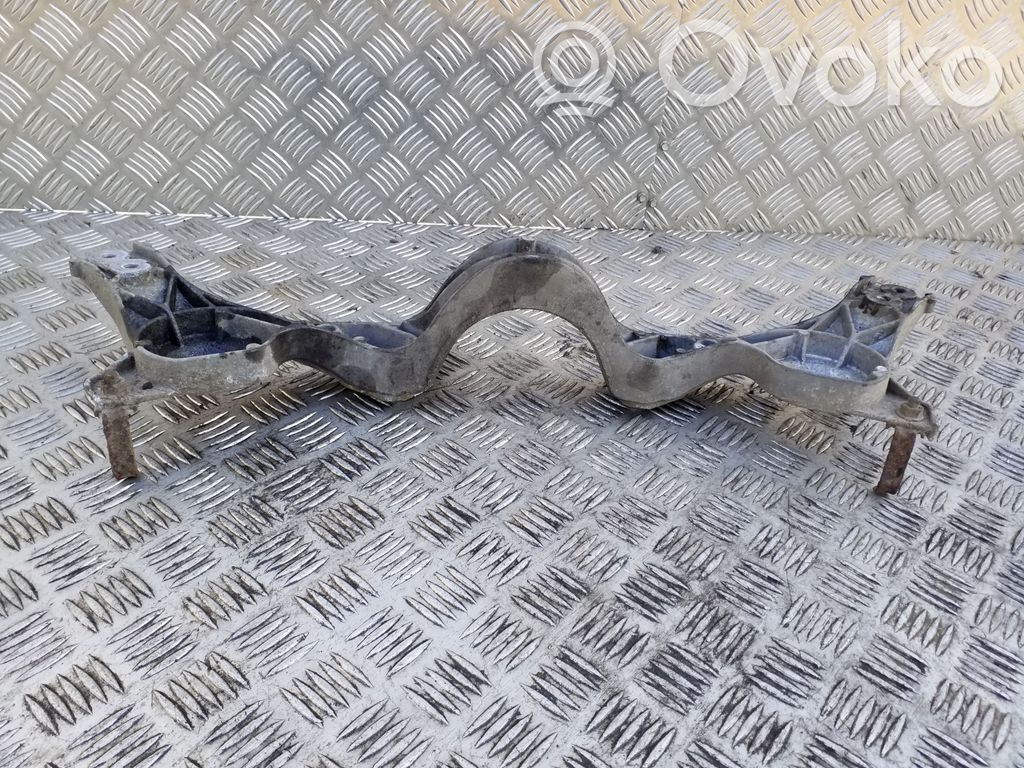 BMW X3 E83 Rear differential/diff mount bracket 