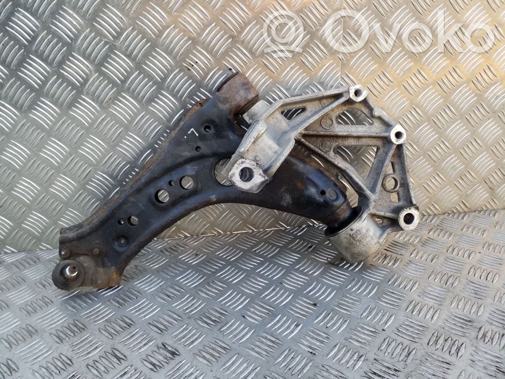 Volkswagen Polo IV 9N3 Dolny wahacz przedni 