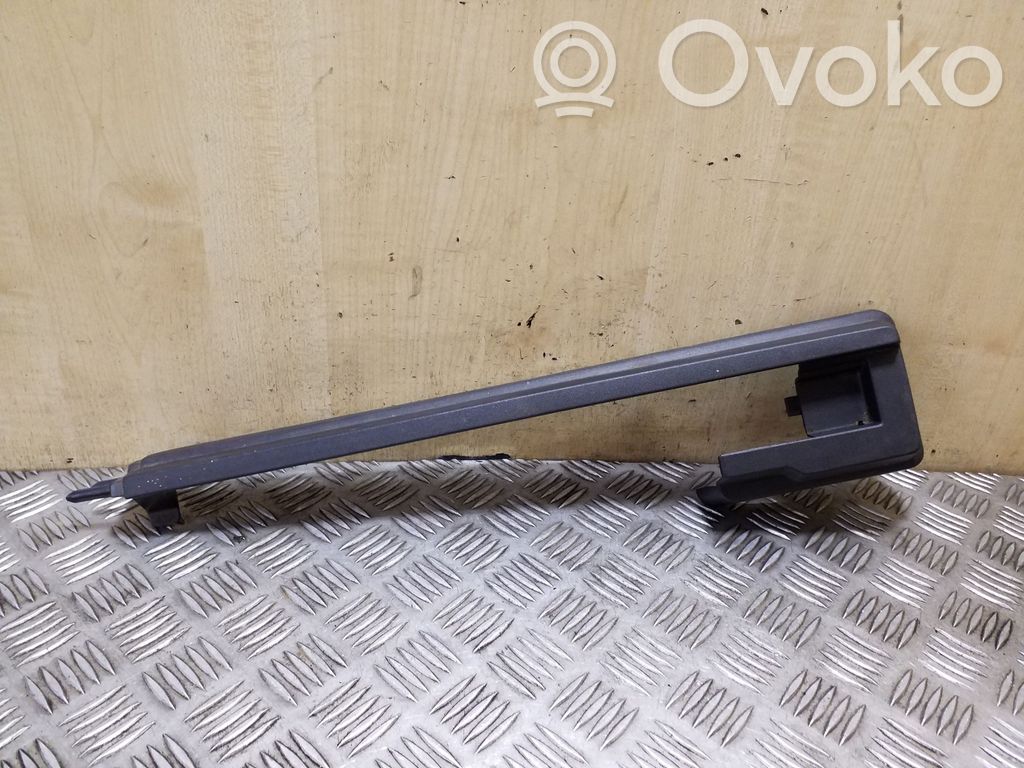Volvo XC90 Rivestimento del binario sedile anteriore del passeggero