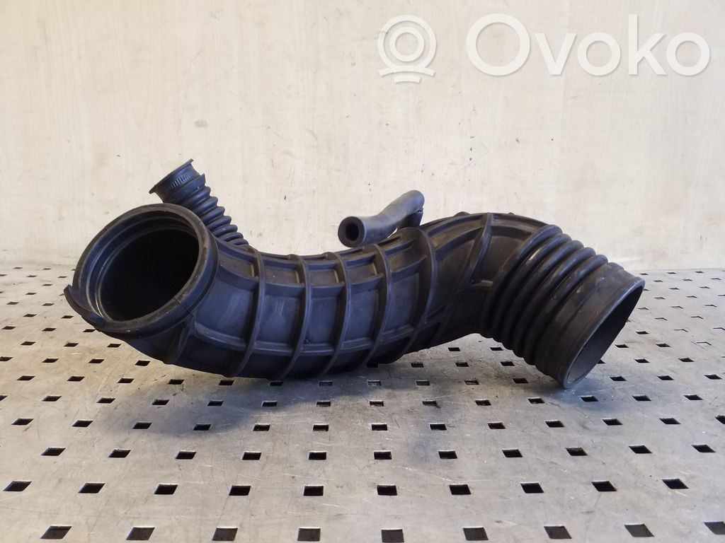 BMW X3 E83 Air intake duct part 
