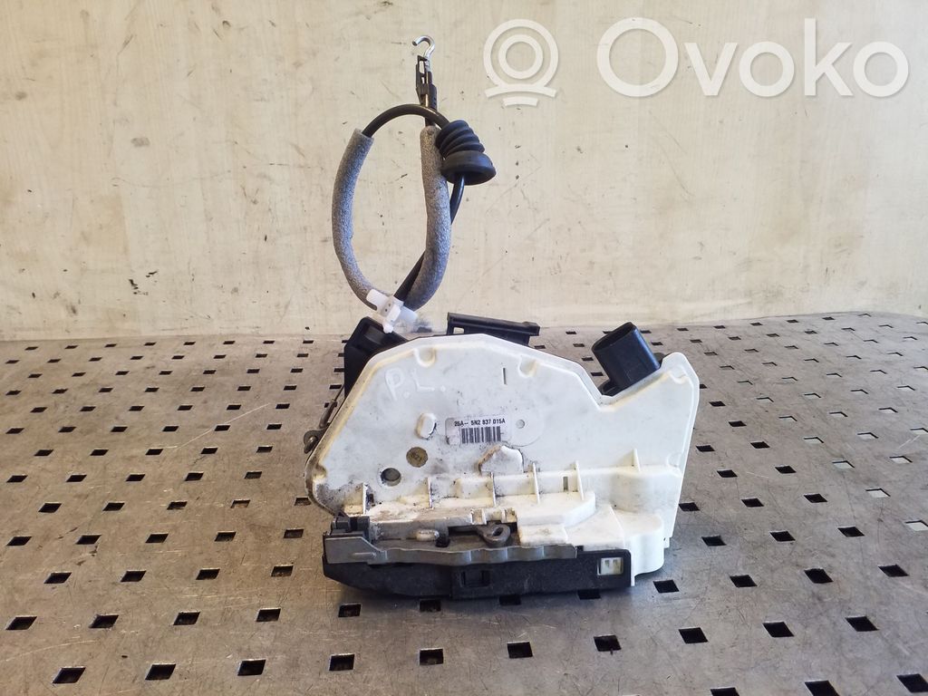 Volkswagen Tiguan Serratura portiera anteriore
