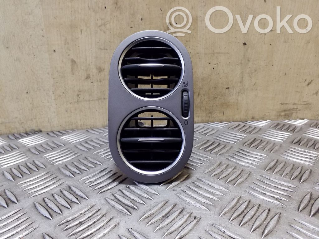 Volkswagen Tiguan Grilă ventilație/ramă laterală bord 