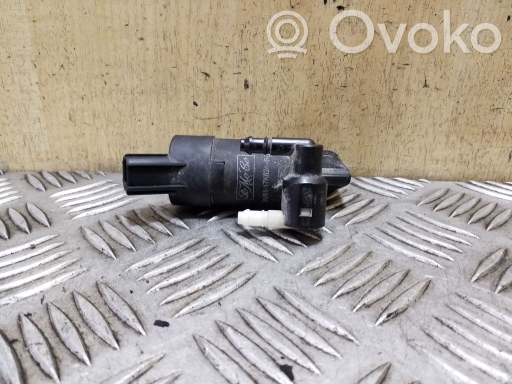 Ford Focus Windscreen/windshield washer pump 