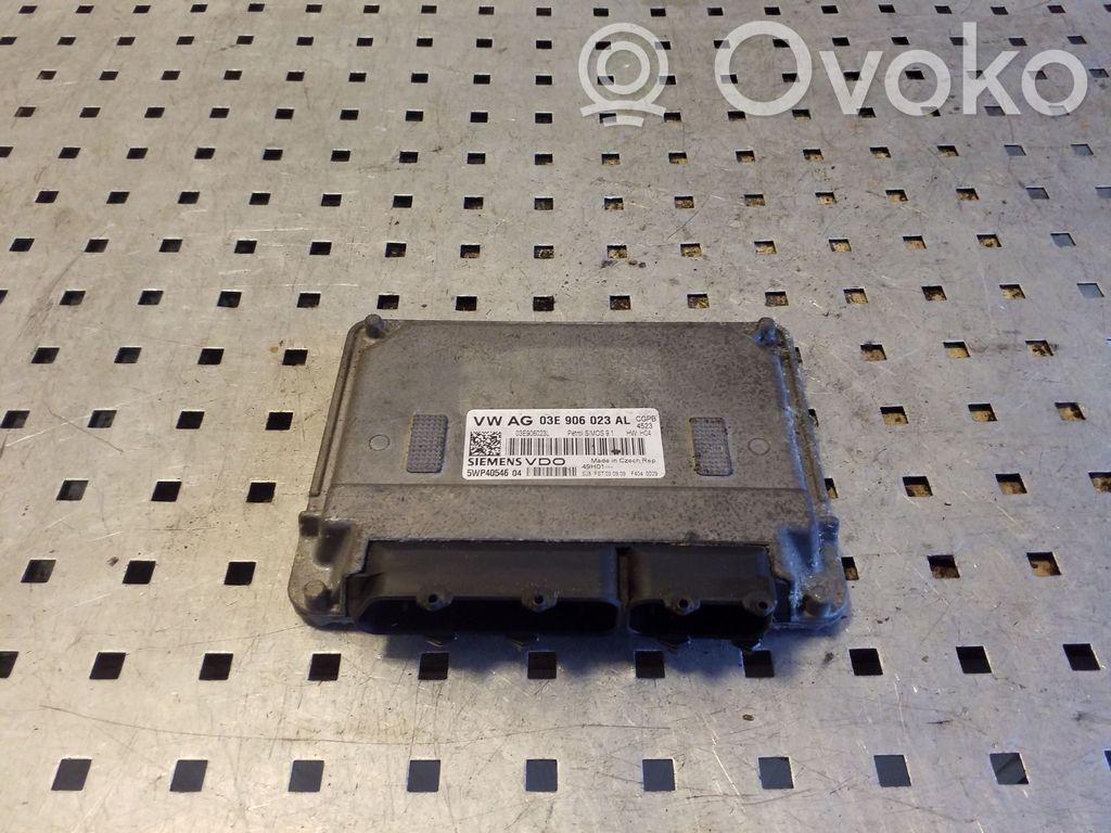 Volkswagen Polo V 6R Engine control unit/module 