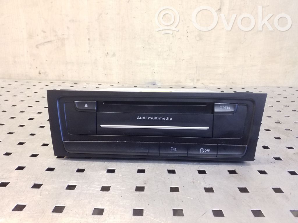 Audi A4 S4 B8 8K Unidad delantera de radio/CD/DVD/GPS 