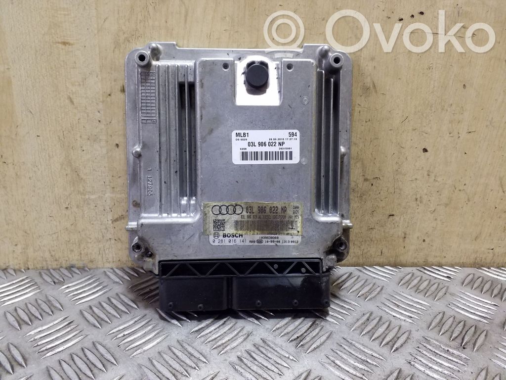 Audi A4 S4 B8 8K Engine control unit/module 