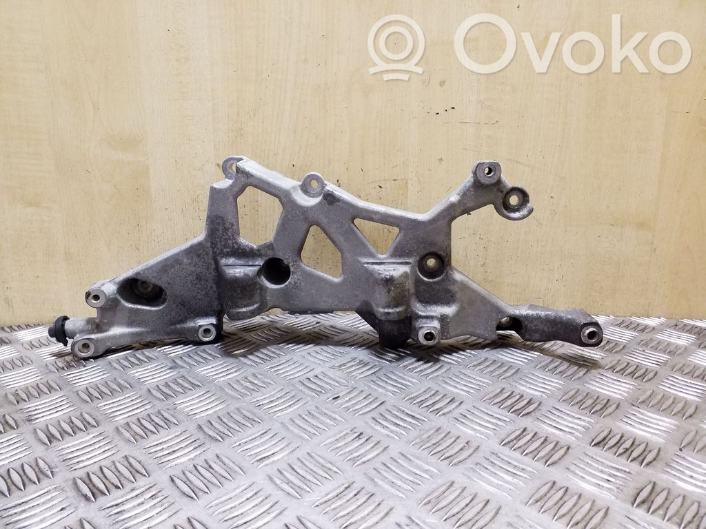 Jaguar XF X250 Suport generator/alternator 