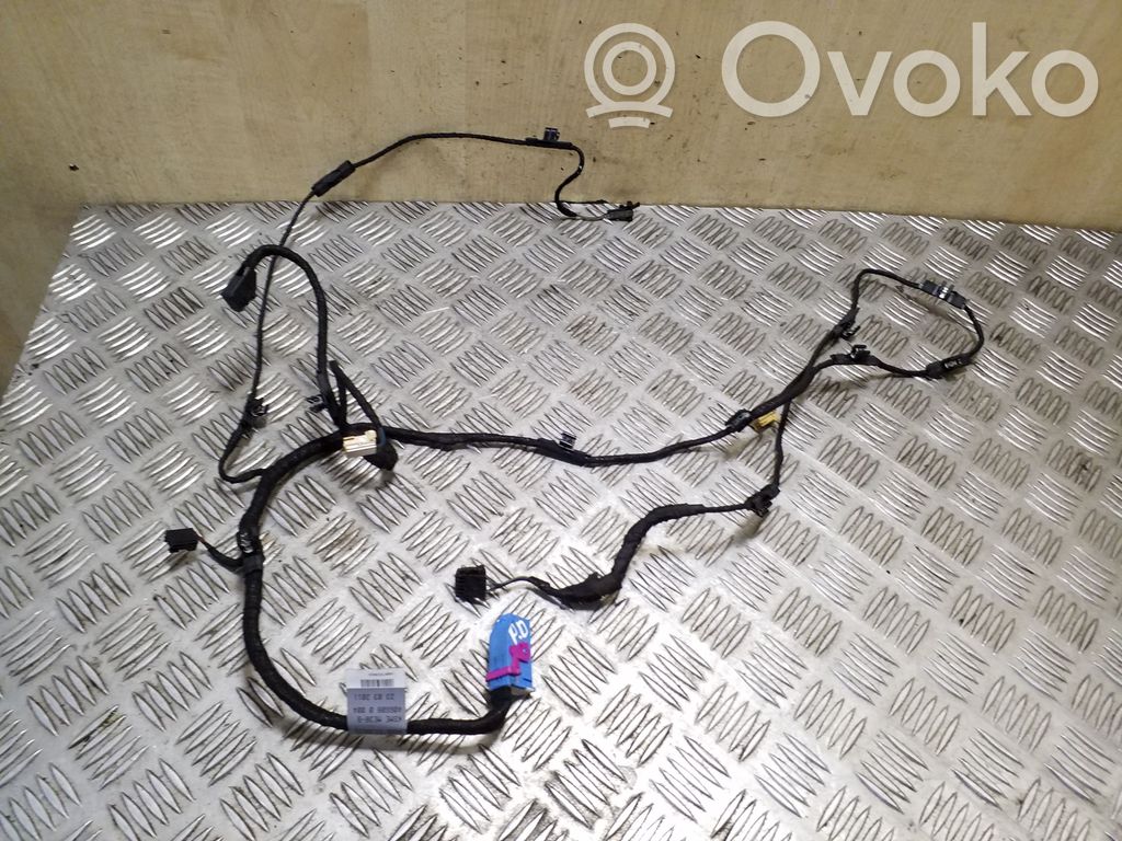 Cableado de puerta delantera   8R0971035T