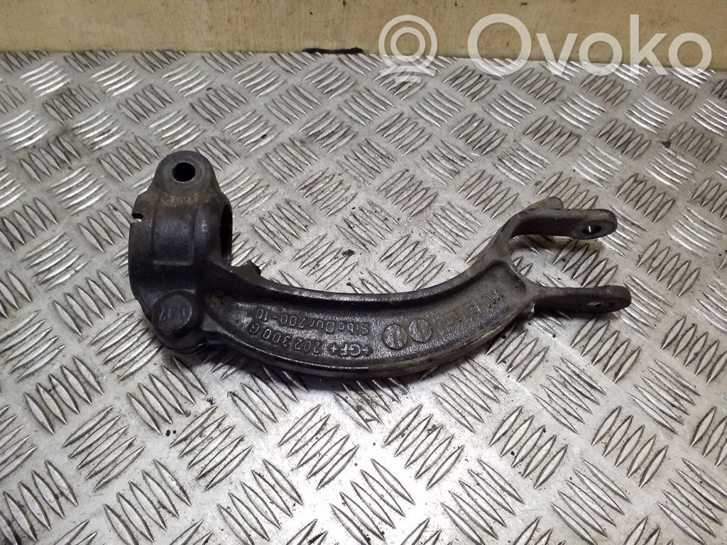 Audi Q5 SQ5 8R Mocowanie / Wspornik dolny amortyzatora osi przedniej 