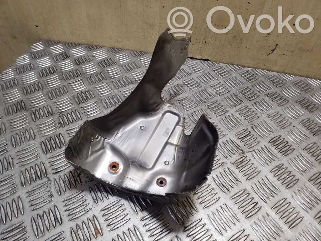 Audi A4 S4 B8 8K Pakokaasulämmön lämpökilpi 