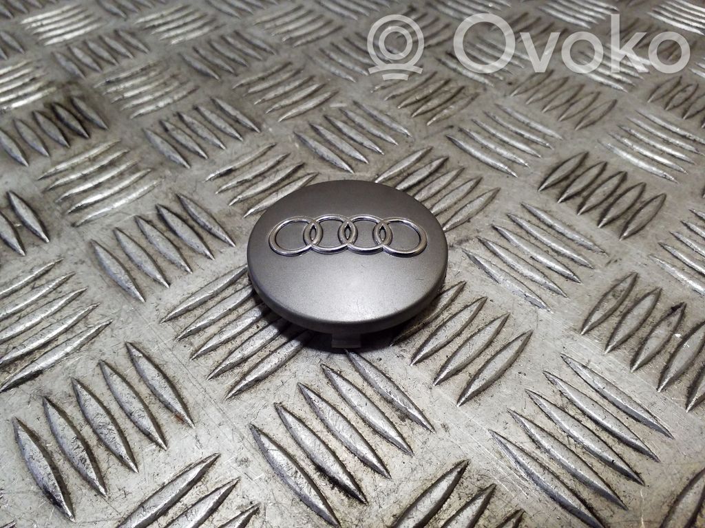 Audi A4 S4 B8 8K Borchia ruota originale 