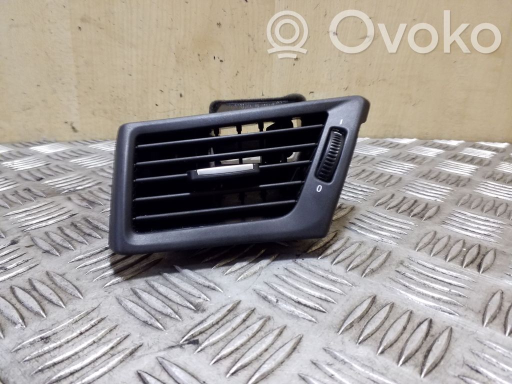 BMW X1 E84 Moldura protectora de la rejilla de ventilación lateral del panel 