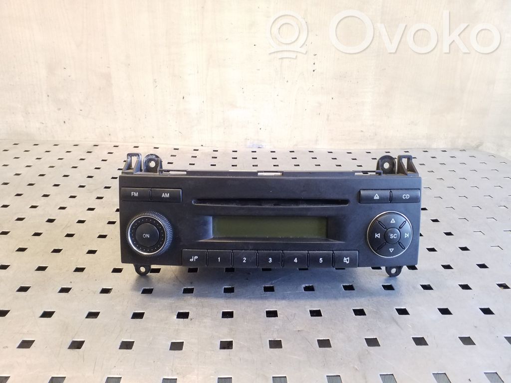 Volkswagen Crafter Unitate principală radio/CD/DVD/GPS 