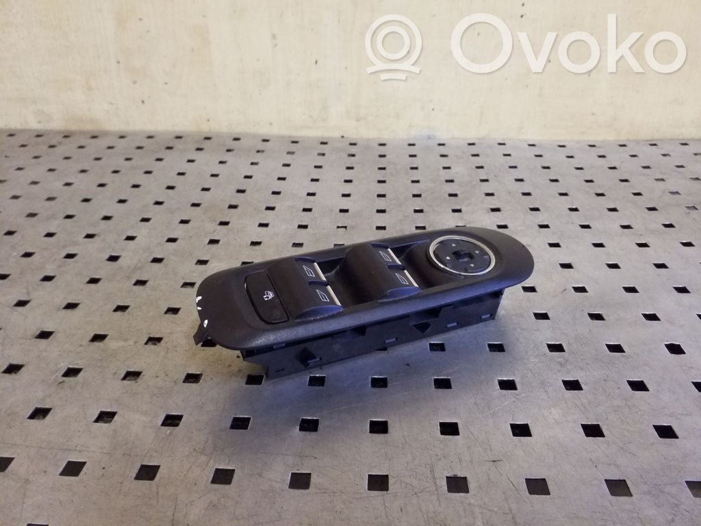 Ford Mondeo MK IV Interruttore di controllo dell’alzacristalli elettrico 