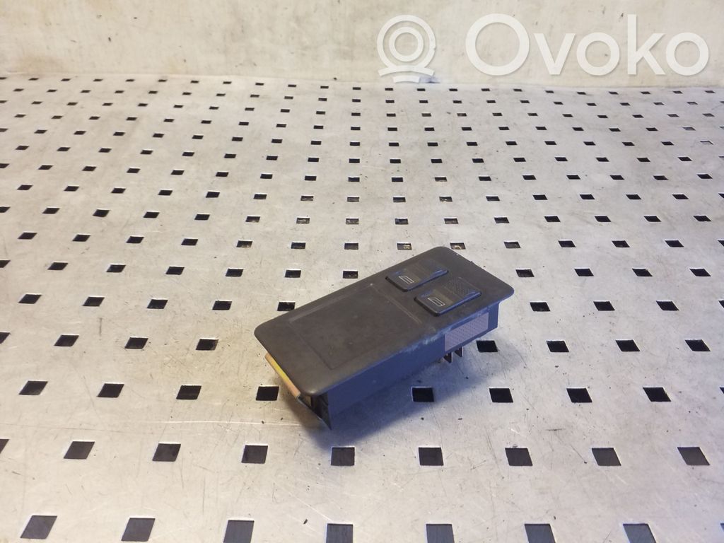 Audi A6 S6 C4 4A Interruttore di controllo dell’alzacristalli elettrico 