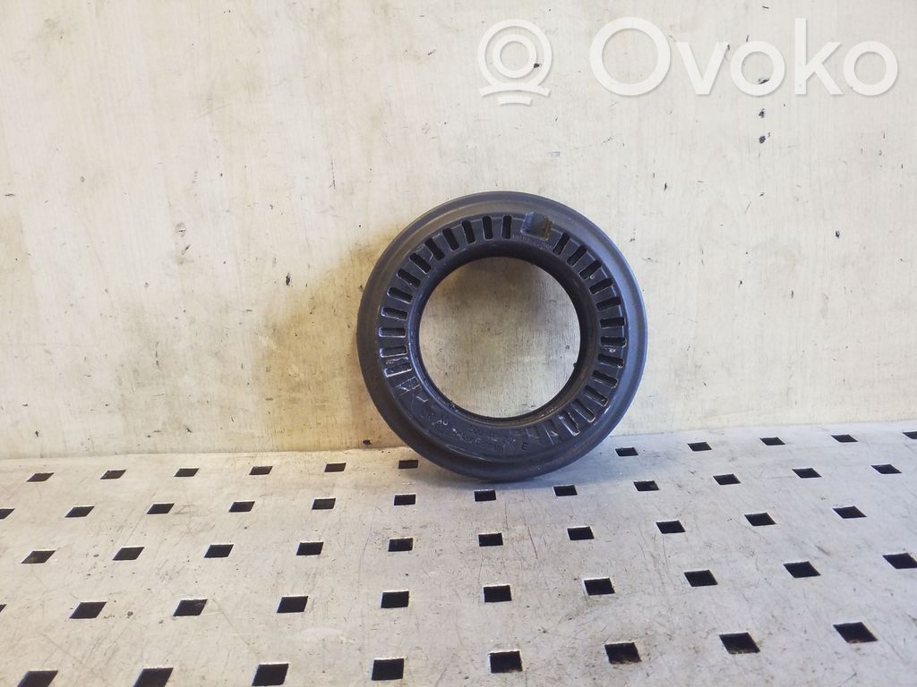 Support de jambe de force supérieur avant   5Q0412249E