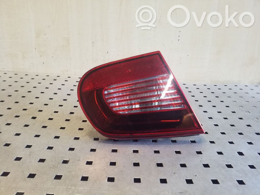 Volkswagen Eos Tailgate rear/tail lights 