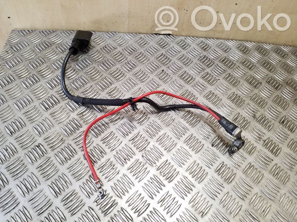 Cable positivo (batería)   1K0971228N