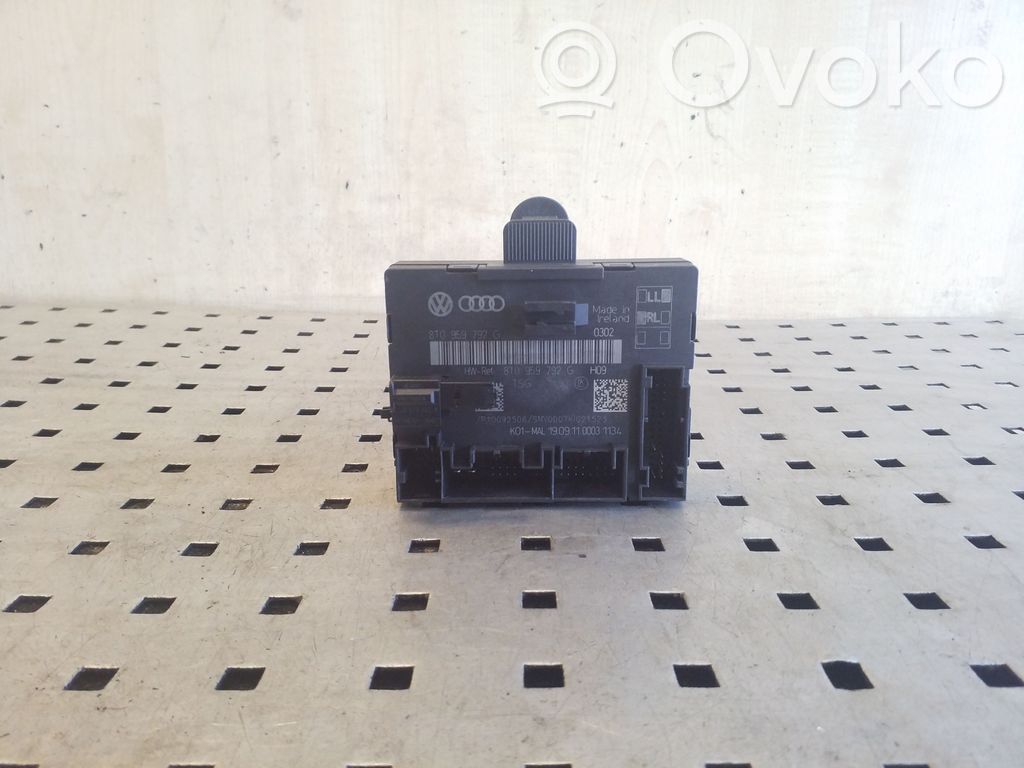 Unité de commande module de porte   8T0959792G