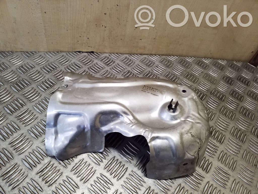 Volvo XC90 Protección térmica del escape 