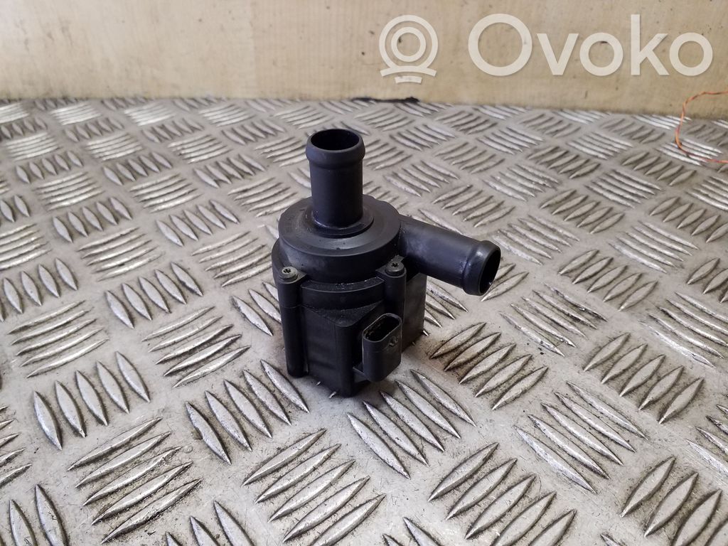 Volvo XC90 Pompa cyrkulacji / obiegu wody 