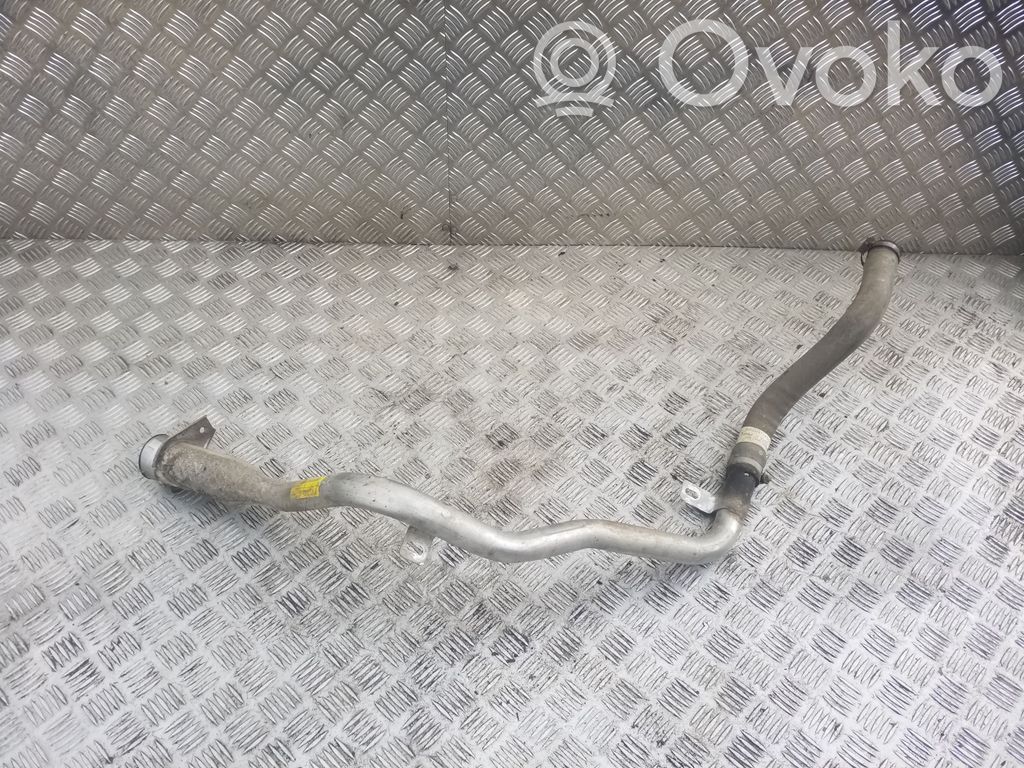 Jaguar XJL Rura wlewu paliwa 