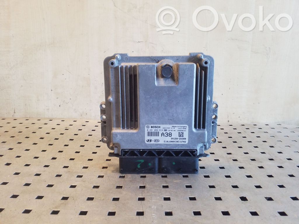 KIA Sportage Engine control unit/module 