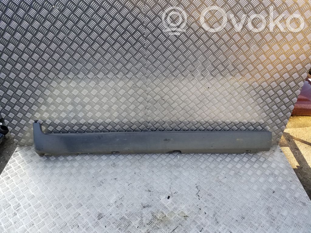 Listón   8V41S10154AC
