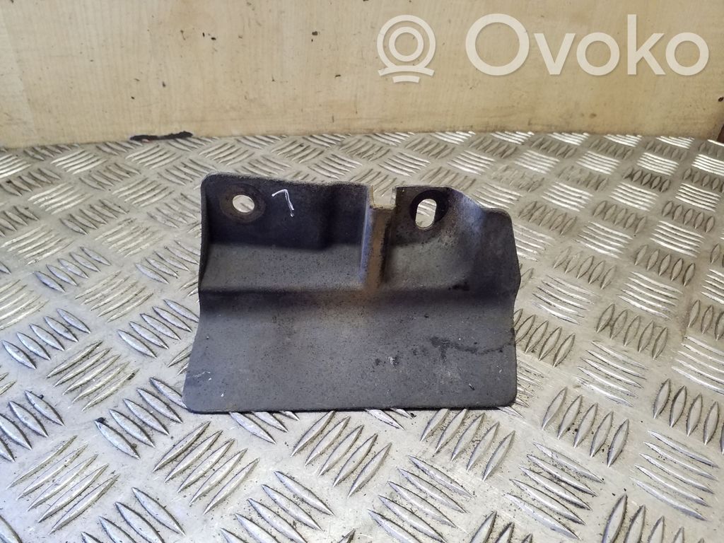 Ford Kuga I Guardabarro trasero 