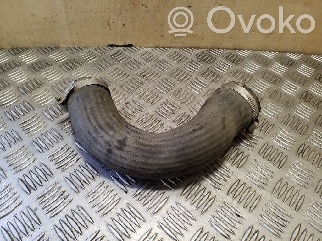 Volkswagen PASSAT CC Tubo flessibile intercooler 