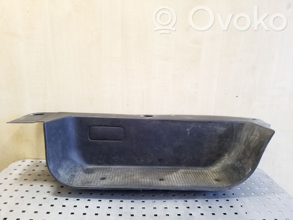 Renault Trafic II (X83) Copertura del rivestimento del sottoporta anteriore 