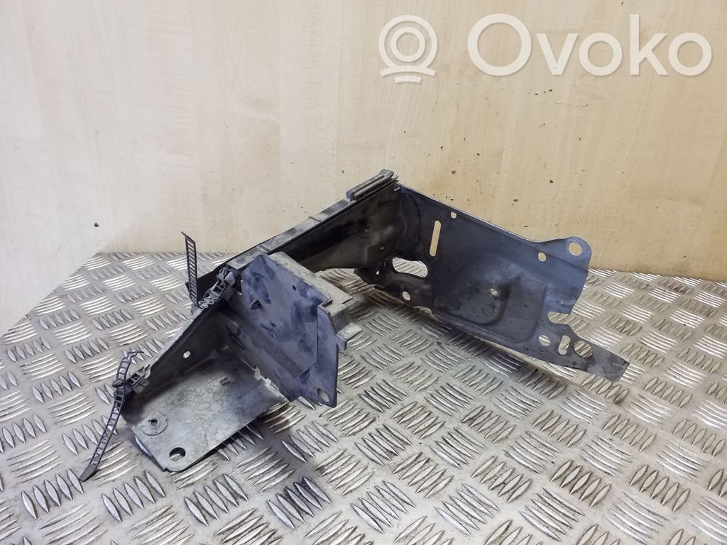 Audi 80 90 S2 B4 Seitenteil Schlossträger Frontträger Frontmaske 