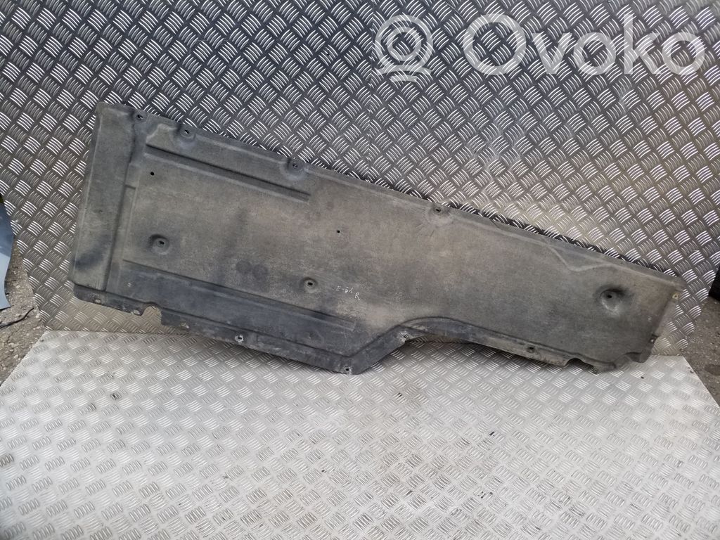 BMW 5 E60 E61 Keskiosan alustan suoja välipohja 