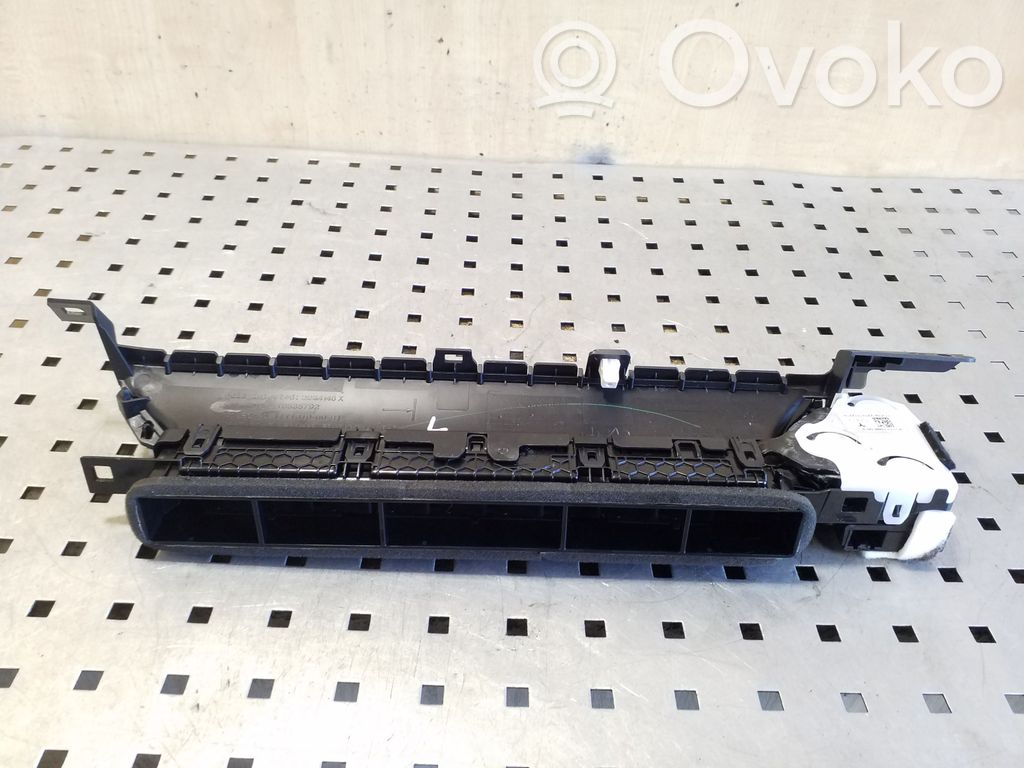 Tesla Model 3 Dysze / Kratki nawiewu deski rozdzielczej 