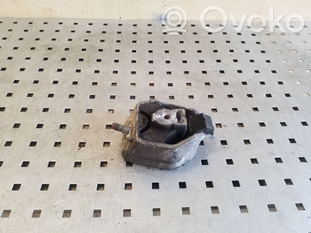 Audi A6 S6 C4 4A Gearbox mount 