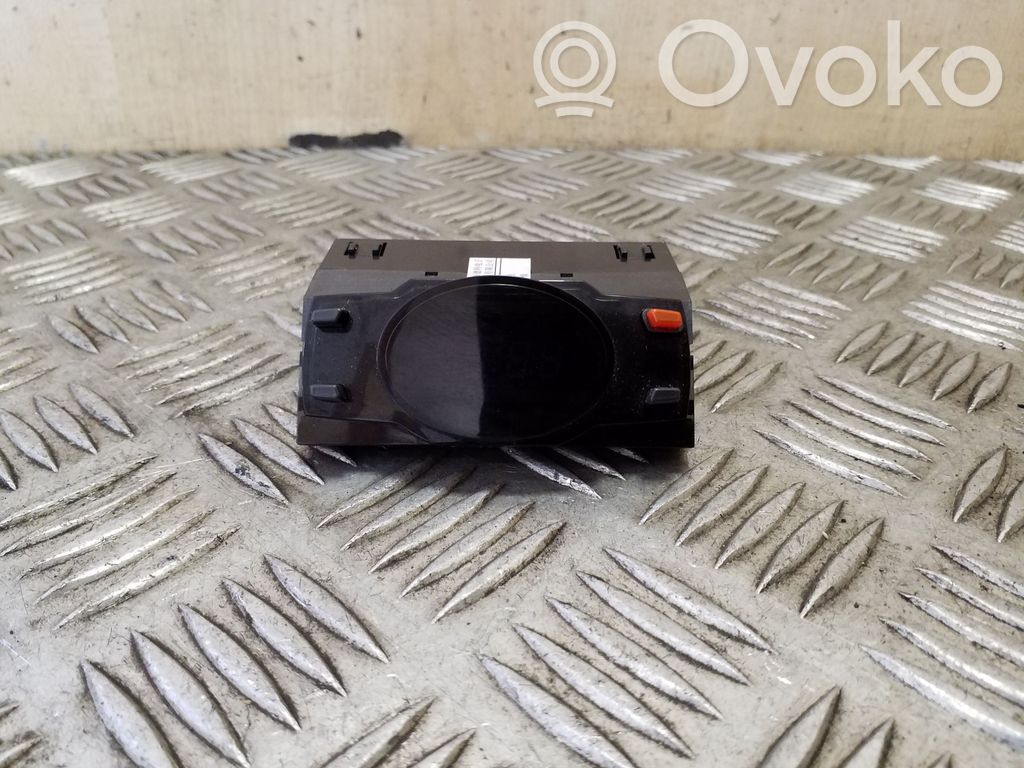 Chevrolet Captiva Clock 