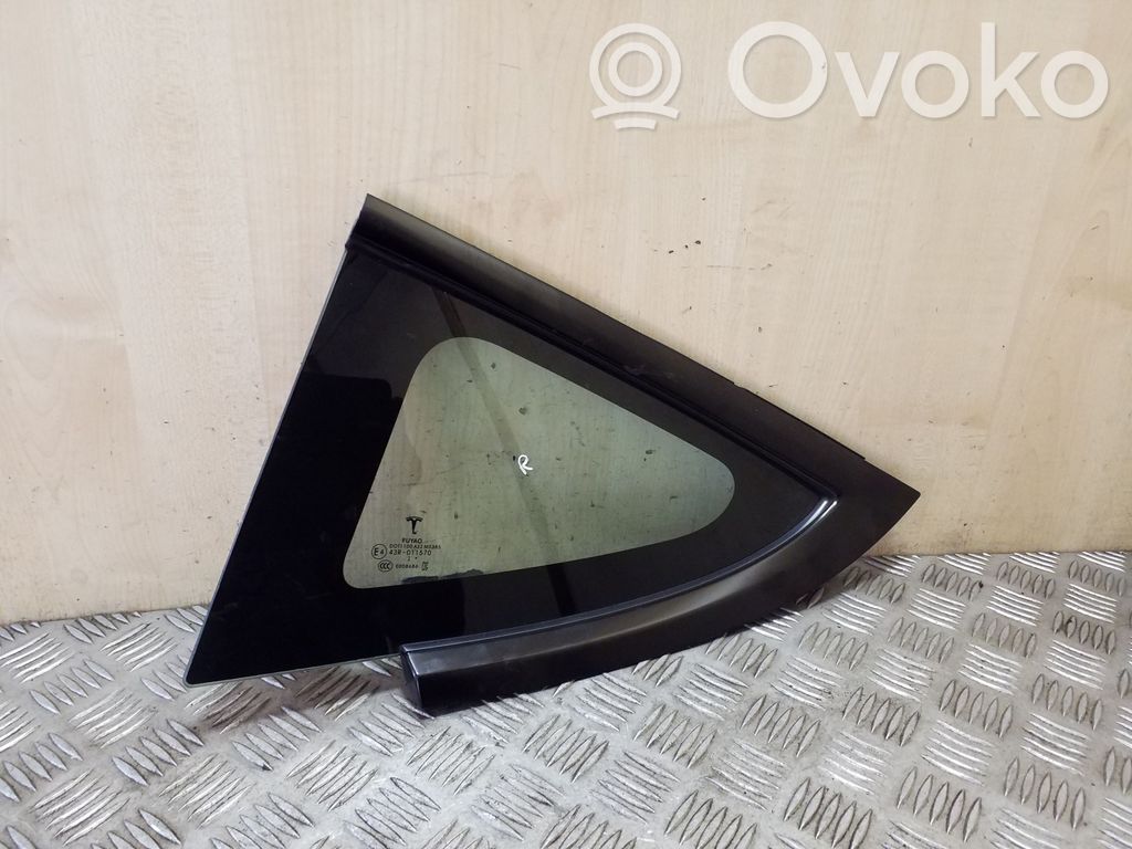 Tesla Model 3 Rear side window 