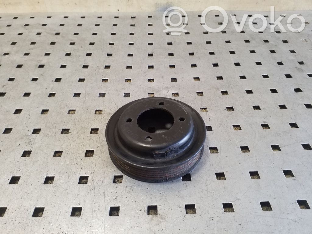 Opel Omega B1 Polea de la bomba de agua 
